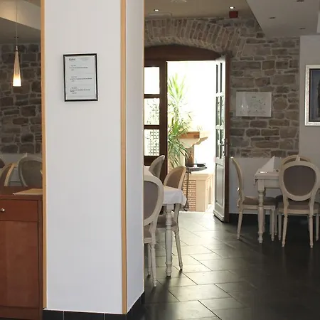 Apartman Kastel
