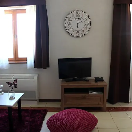 Apartment Kastel